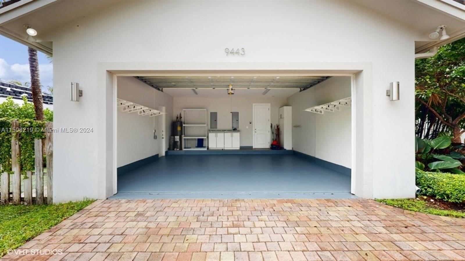 OAK RIDGE FALLS THIRD ADD - Residential