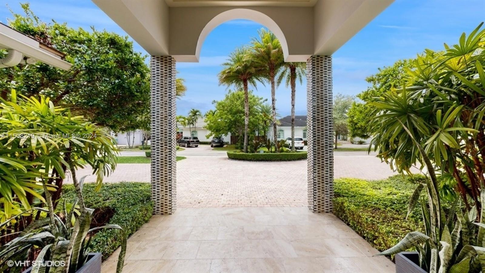 OAK RIDGE FALLS THIRD ADD - Residential