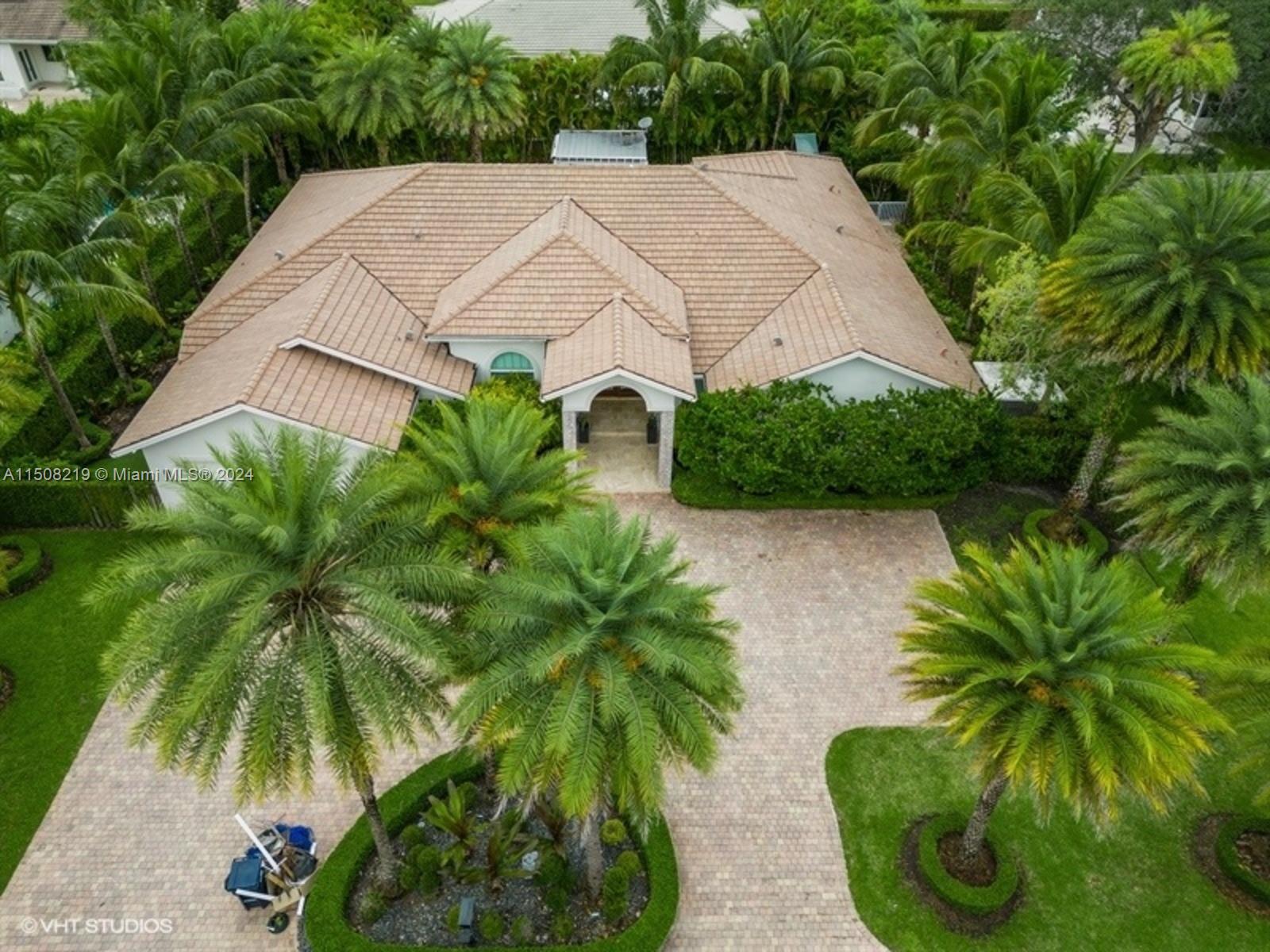 OAK RIDGE FALLS THIRD ADD - Residential