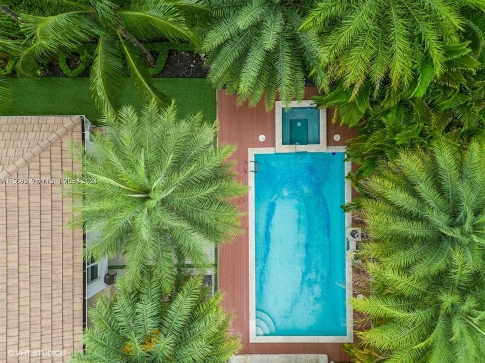 OAK RIDGE FALLS THIRD ADD - Residential