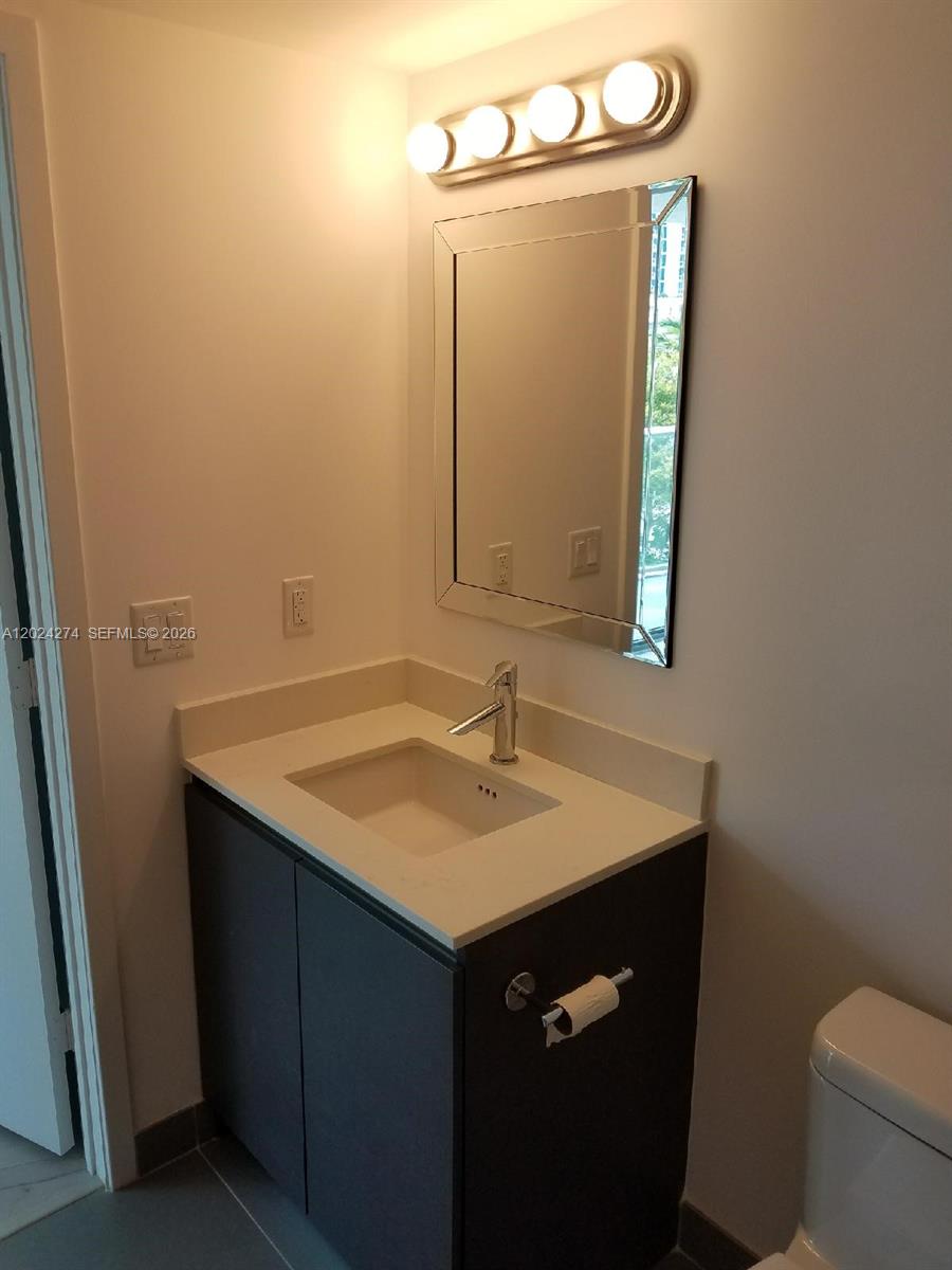 PELORO CONDO - Residential