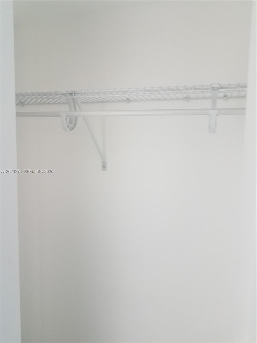 PELORO CONDO - Residential