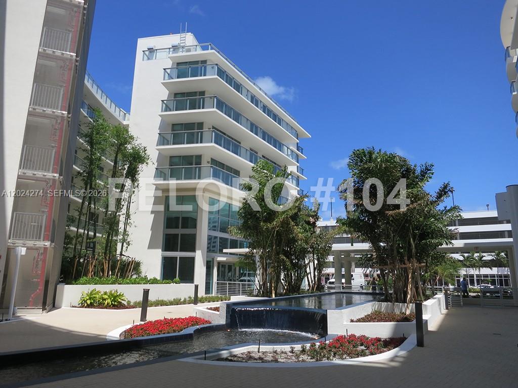 PELORO CONDO - Residential
