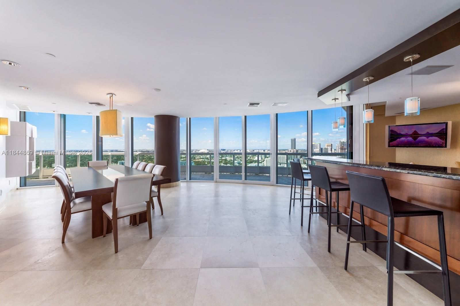 SANTA MARIA CONDO - Residential