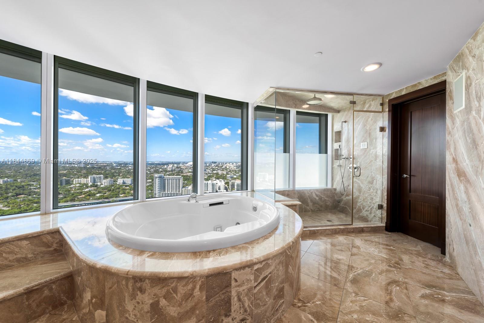 SANTA MARIA CONDO - Residential