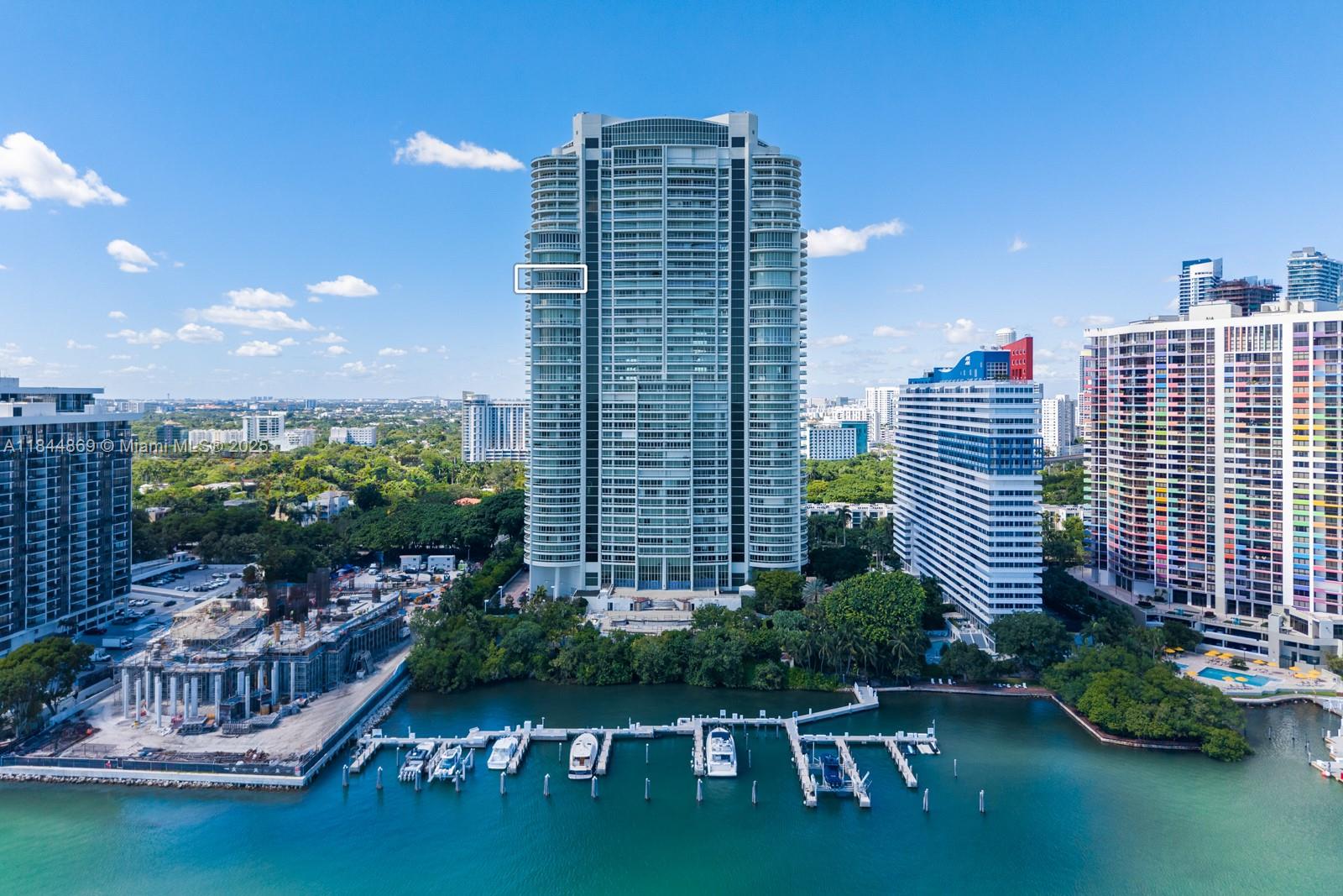 SANTA MARIA CONDO - Residential