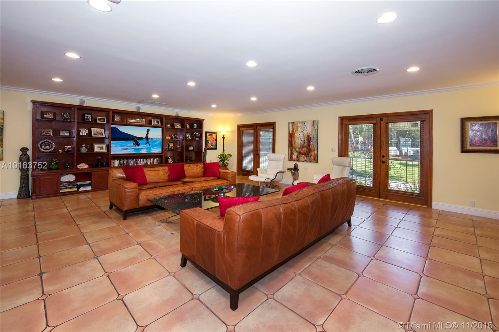 Bay Shore Un 2 - Residential