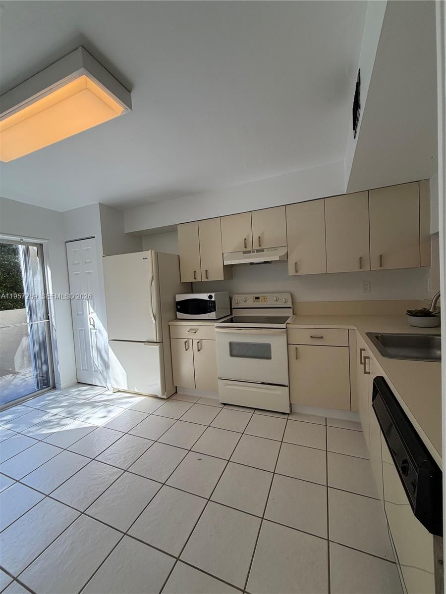 WATERVIEW CONDO - Residential