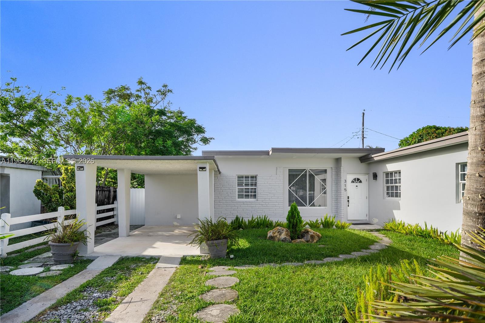 W MIAMI SHORES SEC B - Residential