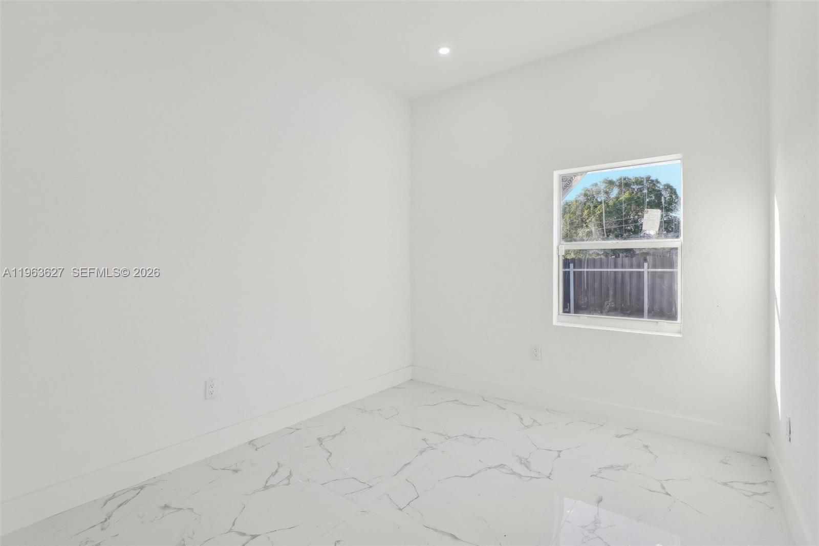 MAGNOLIA GARDENS CONSOLID - Residential