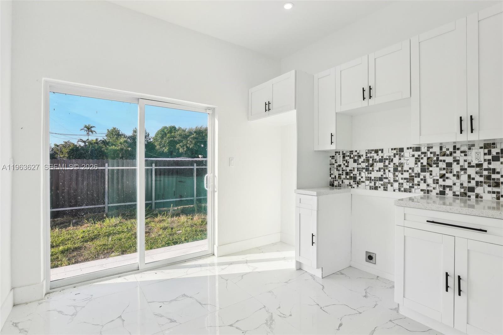 MAGNOLIA GARDENS CONSOLID - Residential