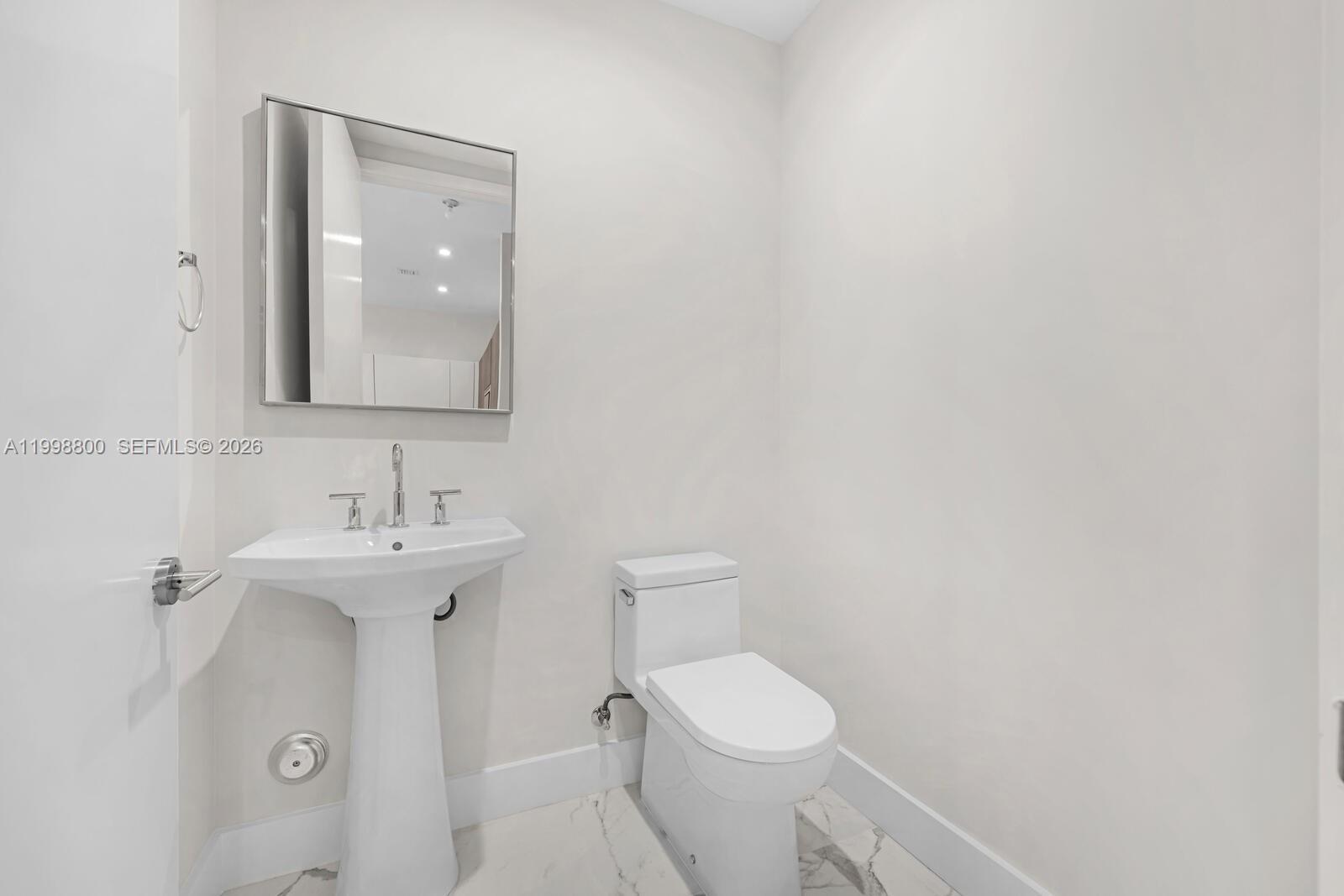 GIRALDA PLACE CONDO - Residential