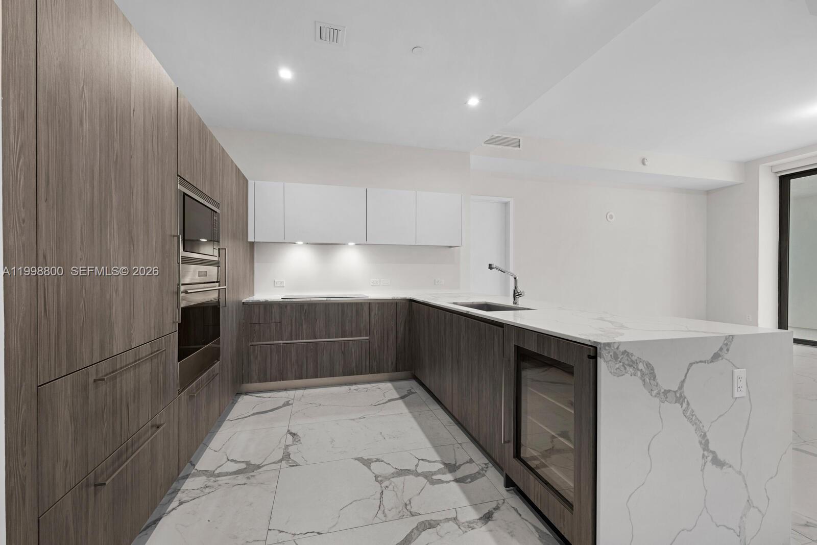 GIRALDA PLACE CONDO - Residential