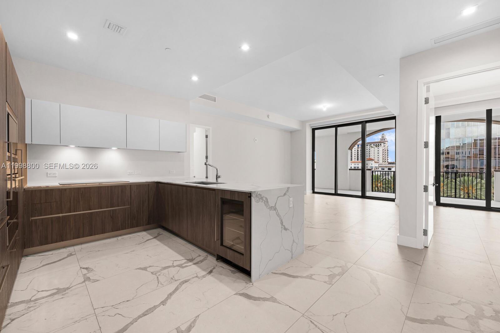 GIRALDA PLACE CONDO - Residential