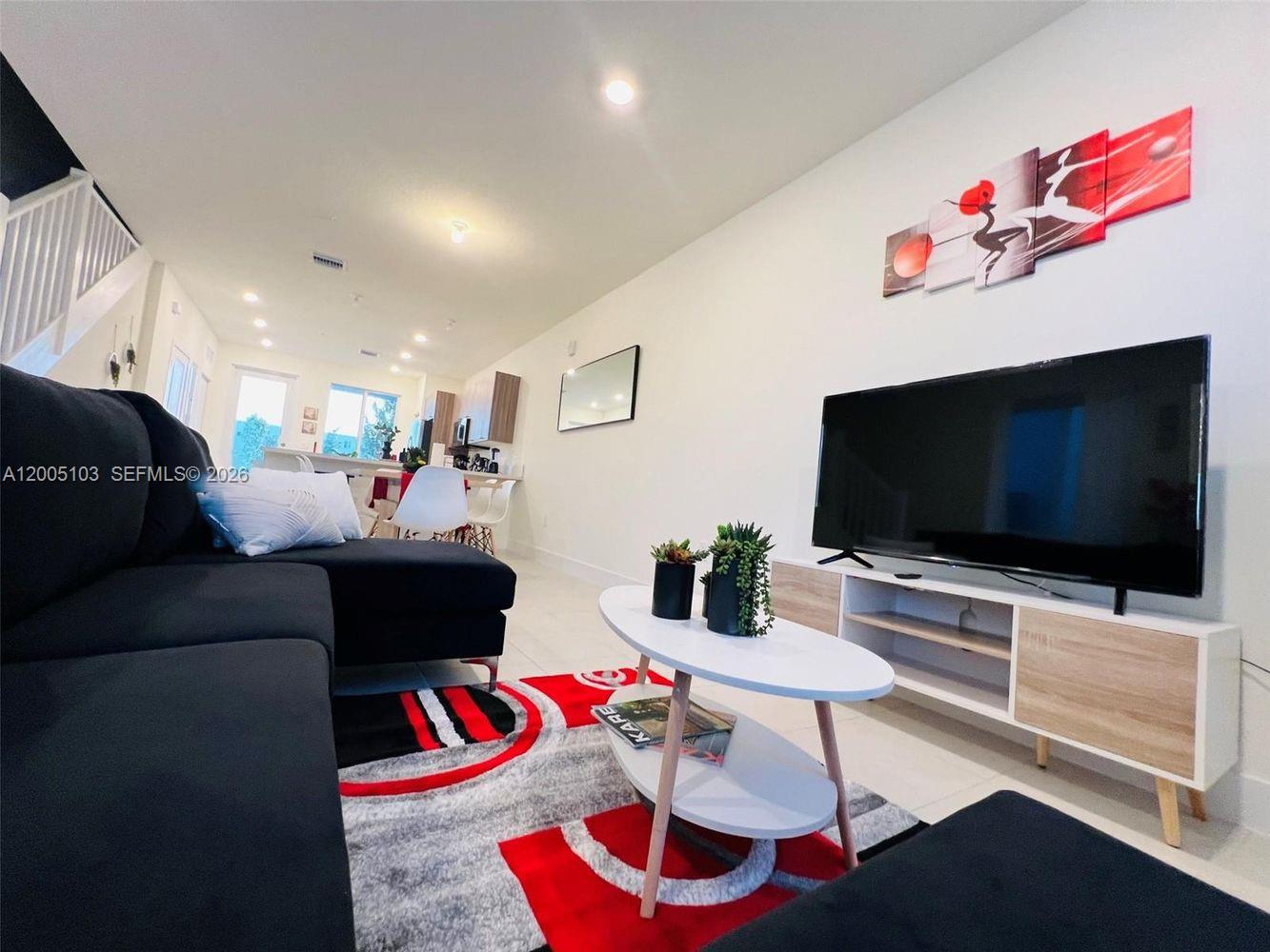 LANDMARK AT DORAL - Residential