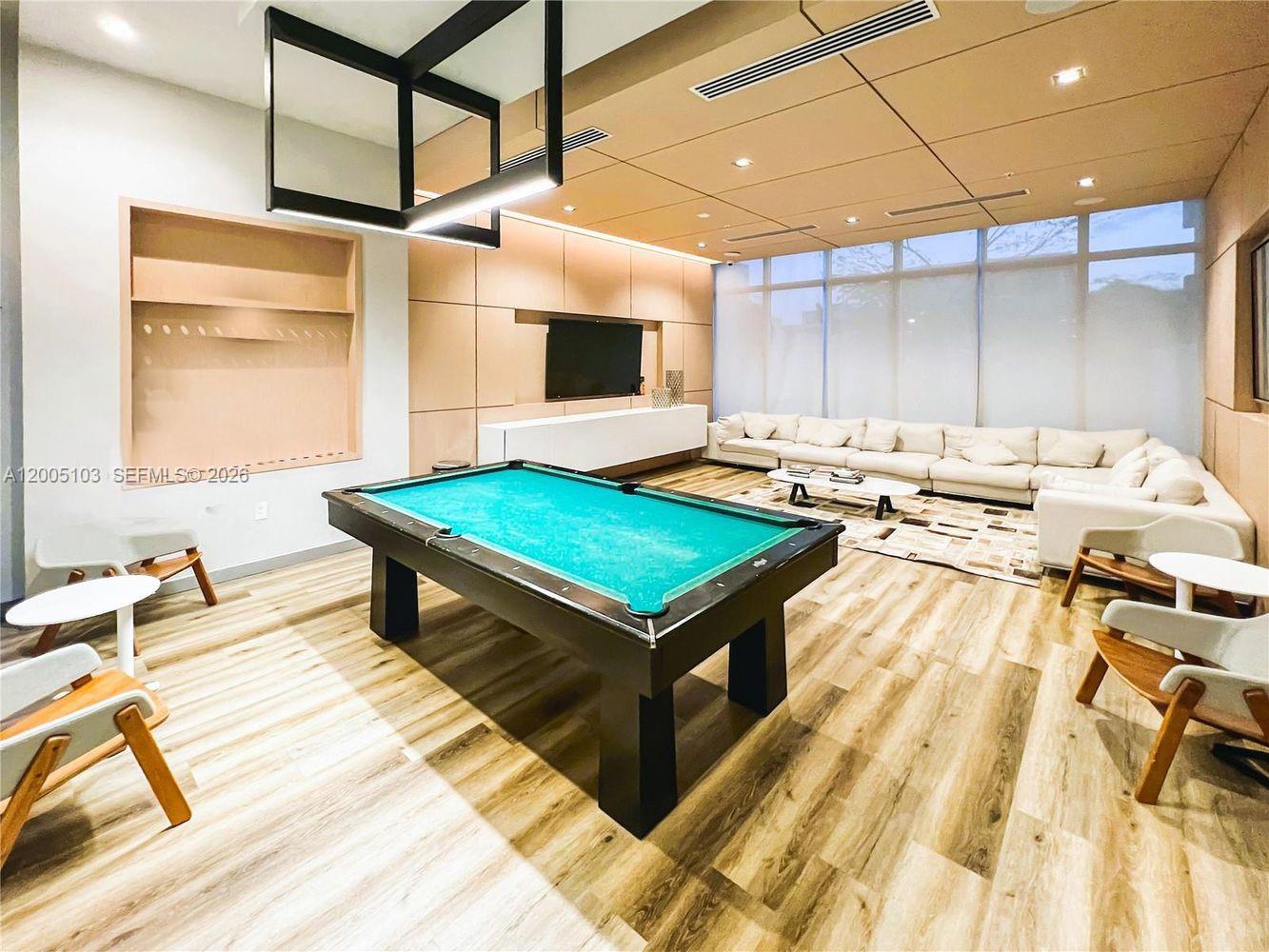 LANDMARK AT DORAL - Residential