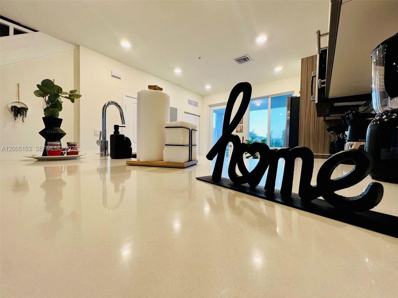 LANDMARK AT DORAL - Residential