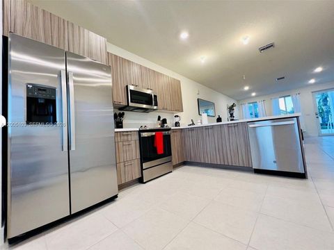 Photo of 10300 NW 66th Ave #101, Doral, FL 33178 (MLS # A12005103)