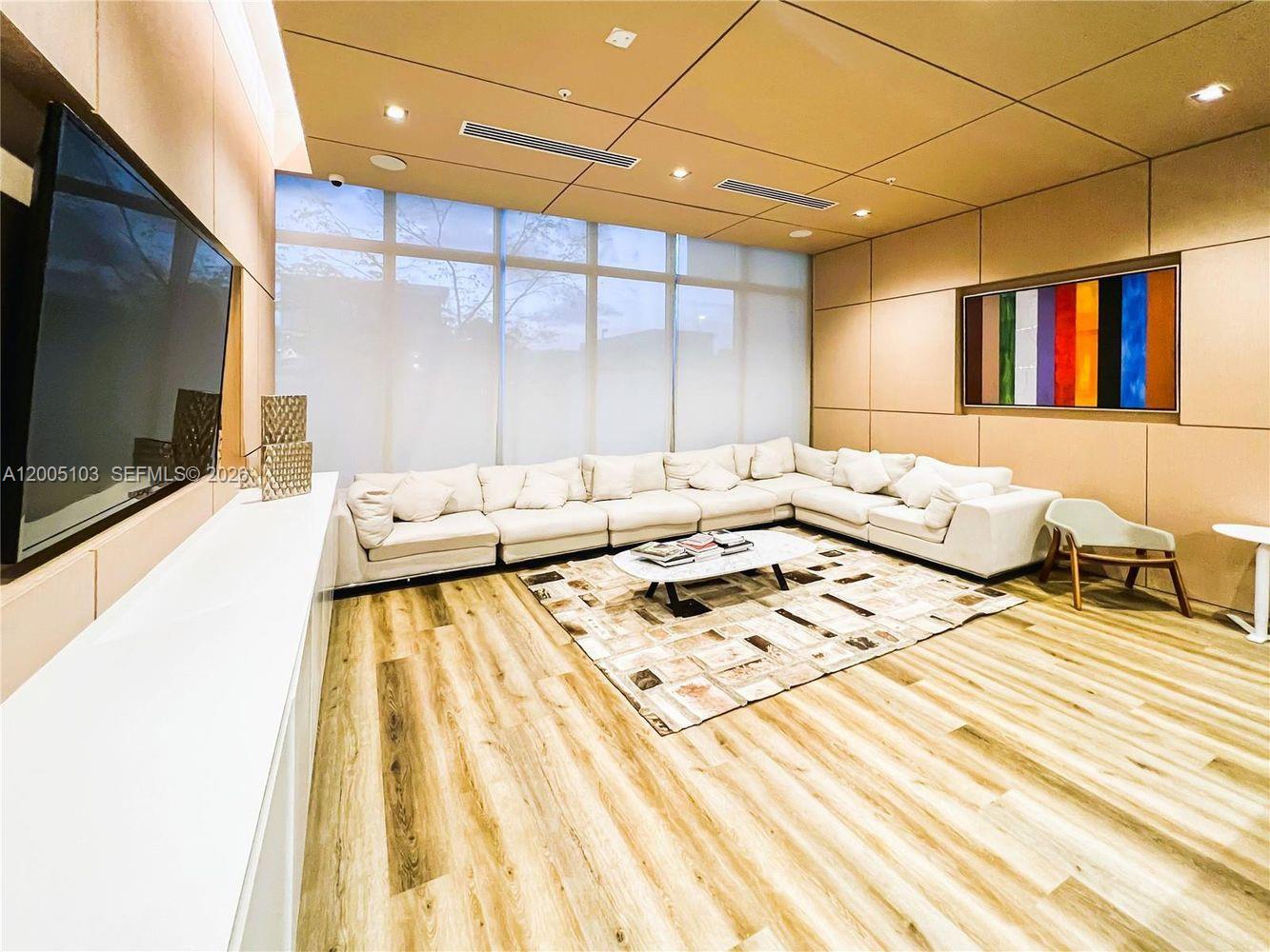 LANDMARK AT DORAL - Residential