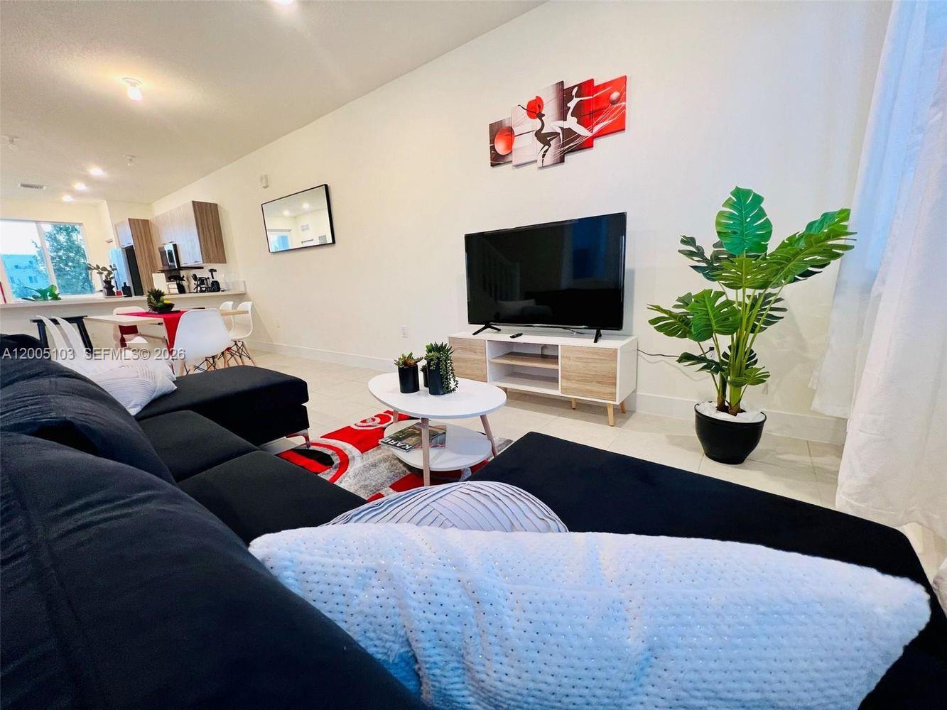 LANDMARK AT DORAL - Residential