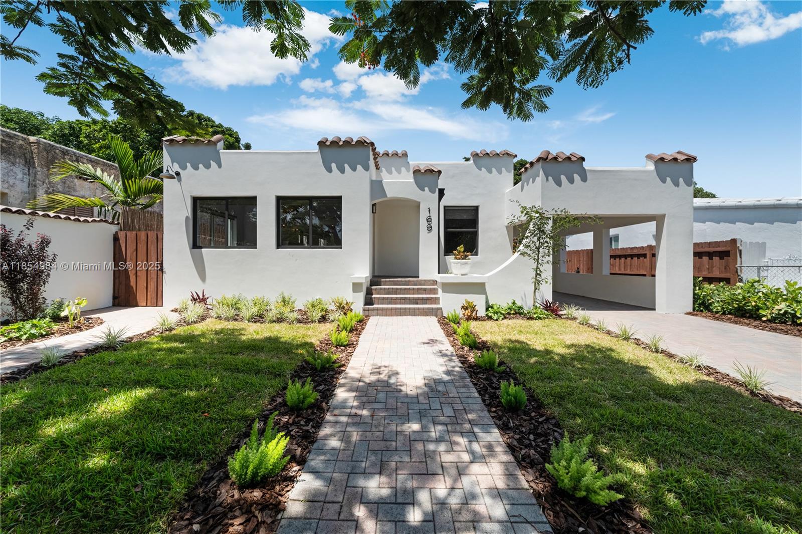 SHADOWLAWN - Residential