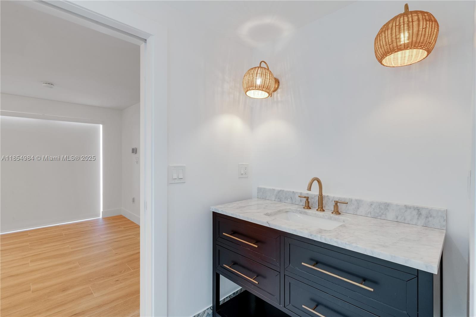 SHADOWLAWN - Residential