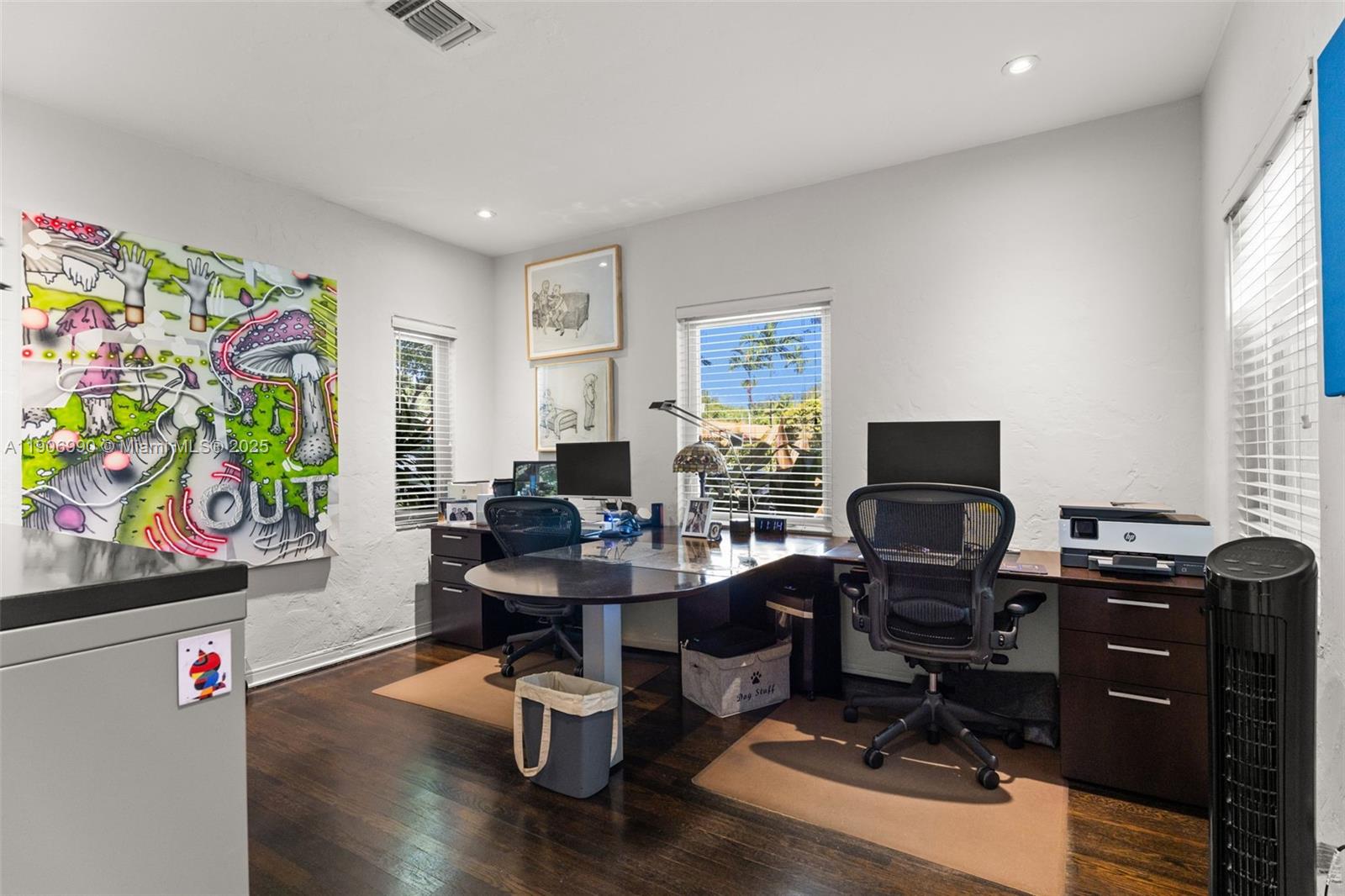 MIAMI SHORES SEC 3 - Residential