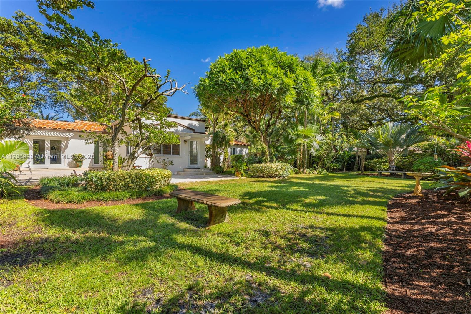 MIAMI SHORES SEC 3 - Residential