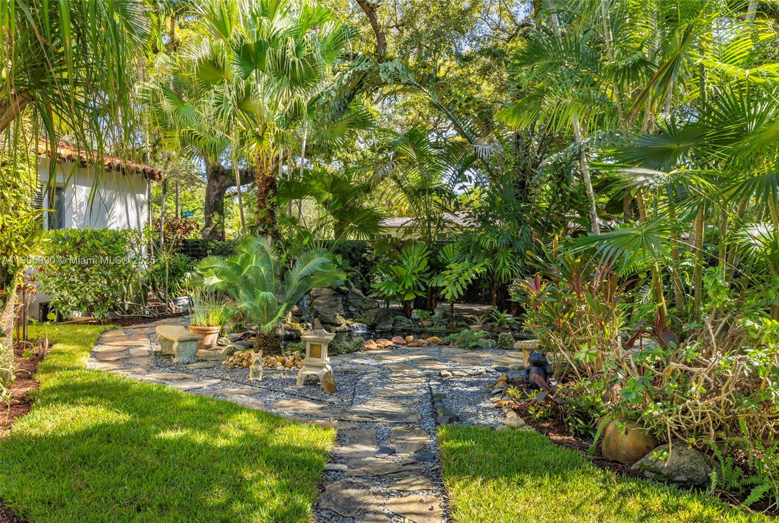 MIAMI SHORES SEC 3 - Residential