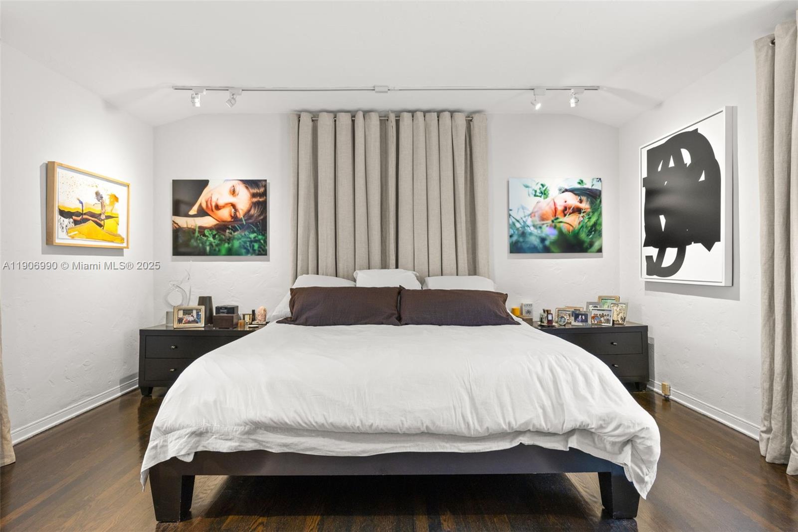 MIAMI SHORES SEC 3 - Residential