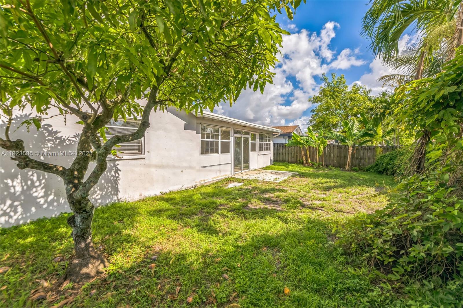 This one-story home features a practical 3-bedroom, 2-bath layout with a one-car garage and a functional floor plan. In livable condition, the property offers a solid foundation with room for value-adding improvements. Whether you're a first-time buyer or investor, this is a great opportunity to personalize and enhance a well-located home with minor updates. A smart choice for those looking to build equity and make it their own.