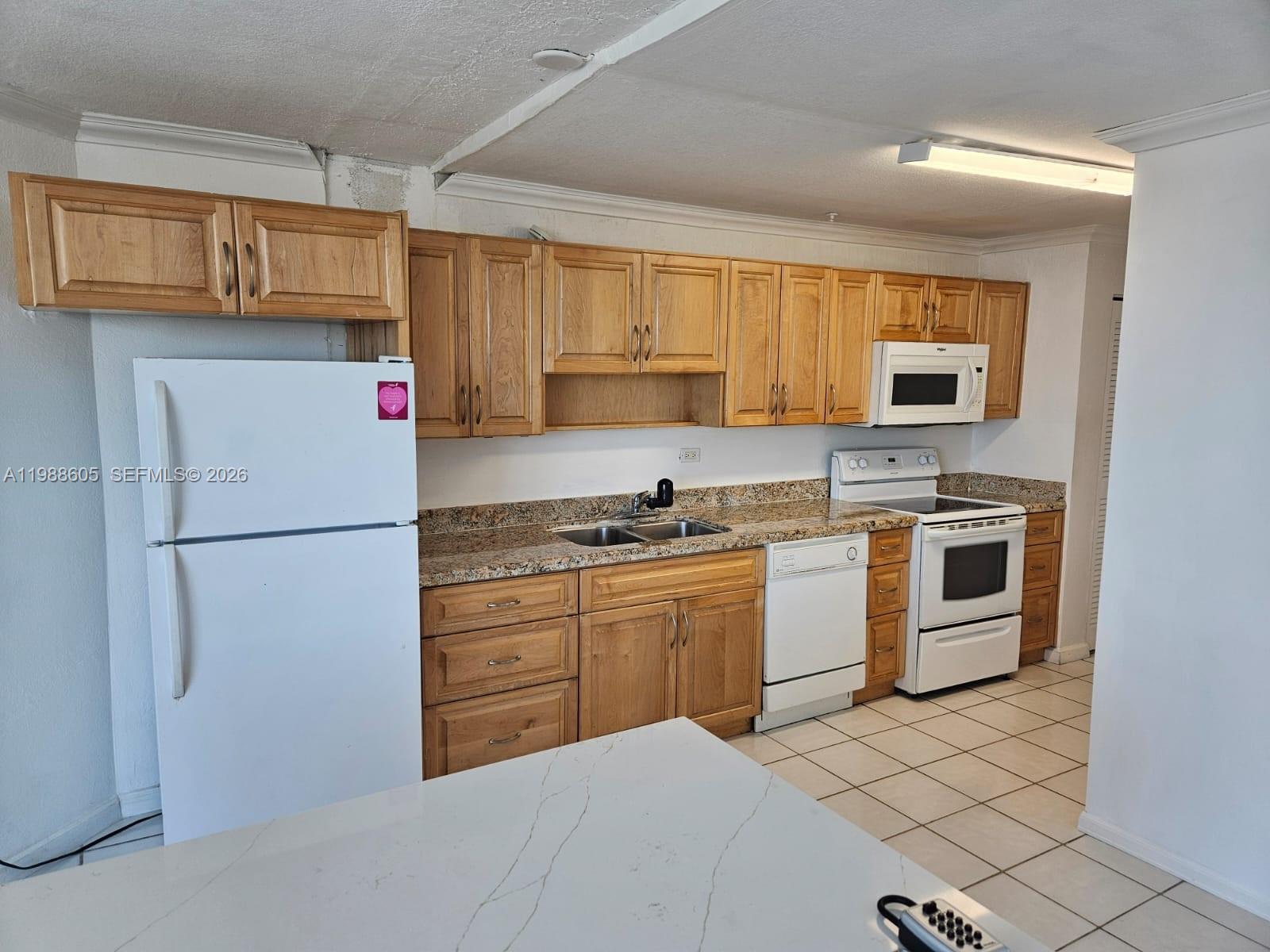 BURLEIGH HOUSE CONDO - Residential