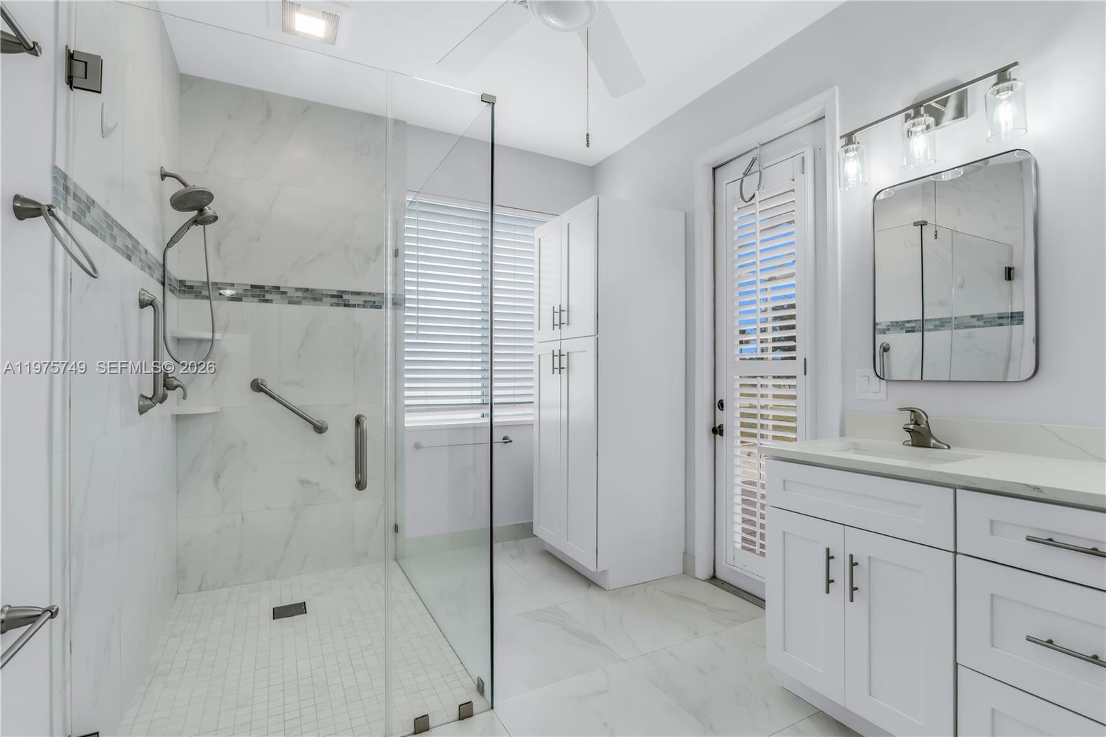 WYNDHAM LAKES CENTRAL - Residential