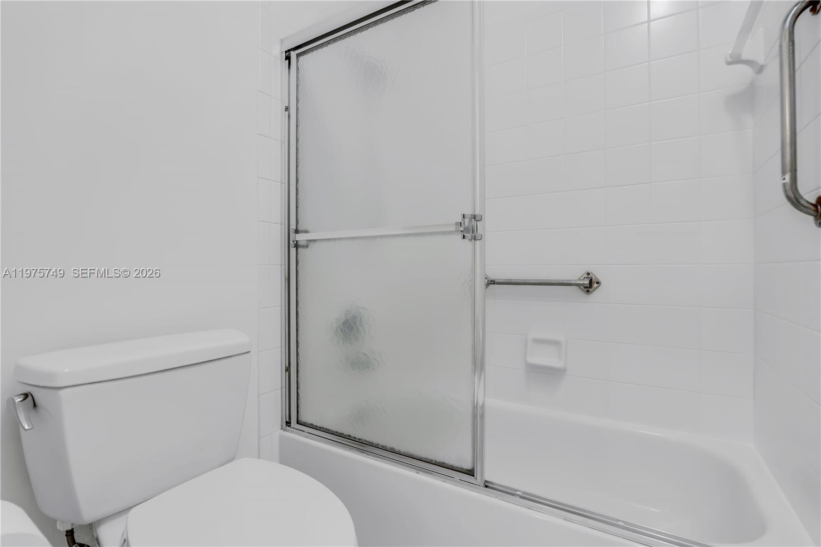 WYNDHAM LAKES CENTRAL - Residential