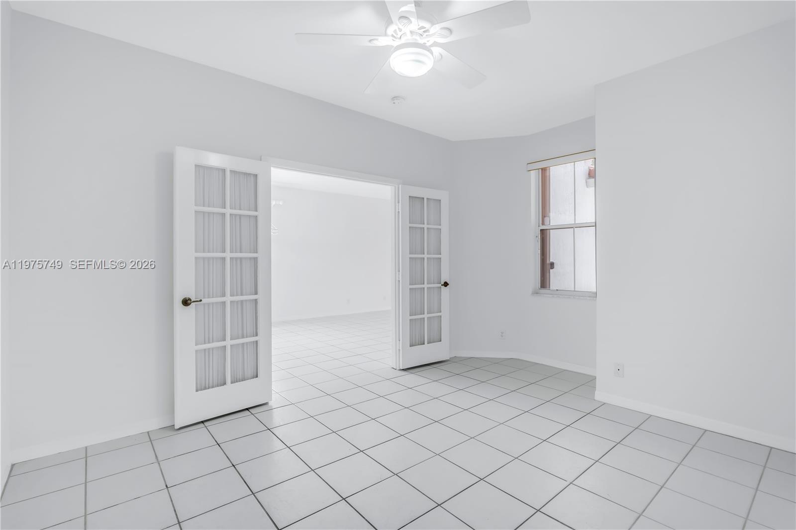 WYNDHAM LAKES CENTRAL - Residential