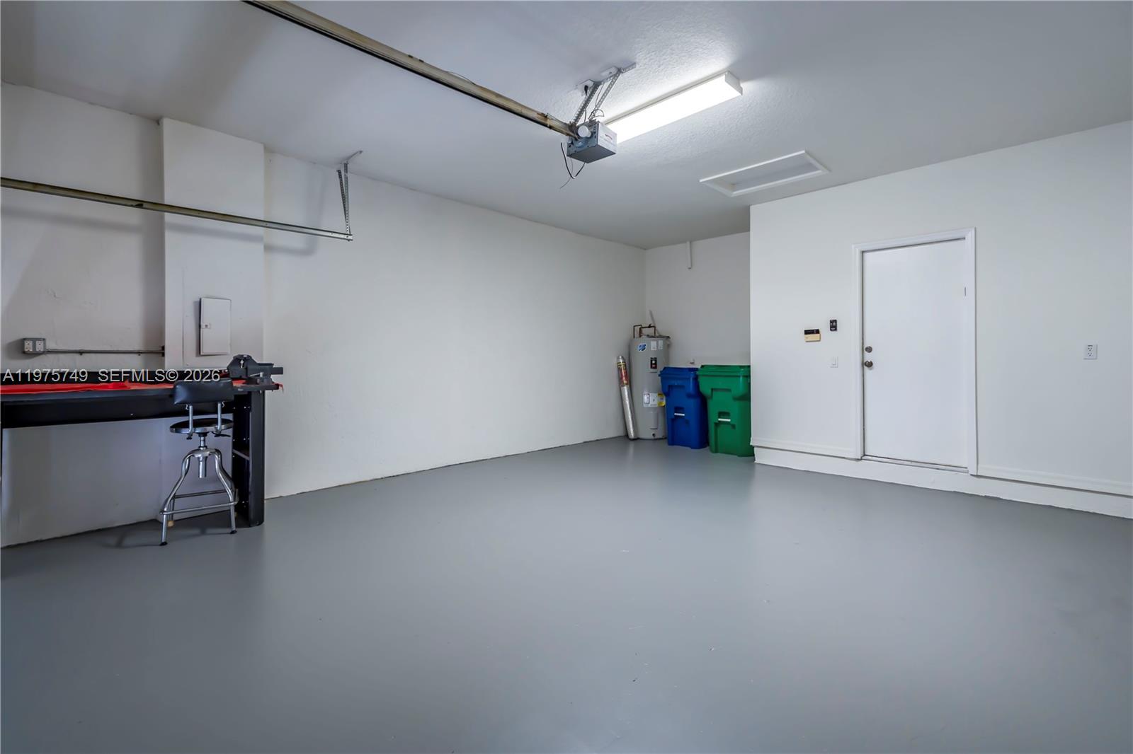 WYNDHAM LAKES CENTRAL - Residential