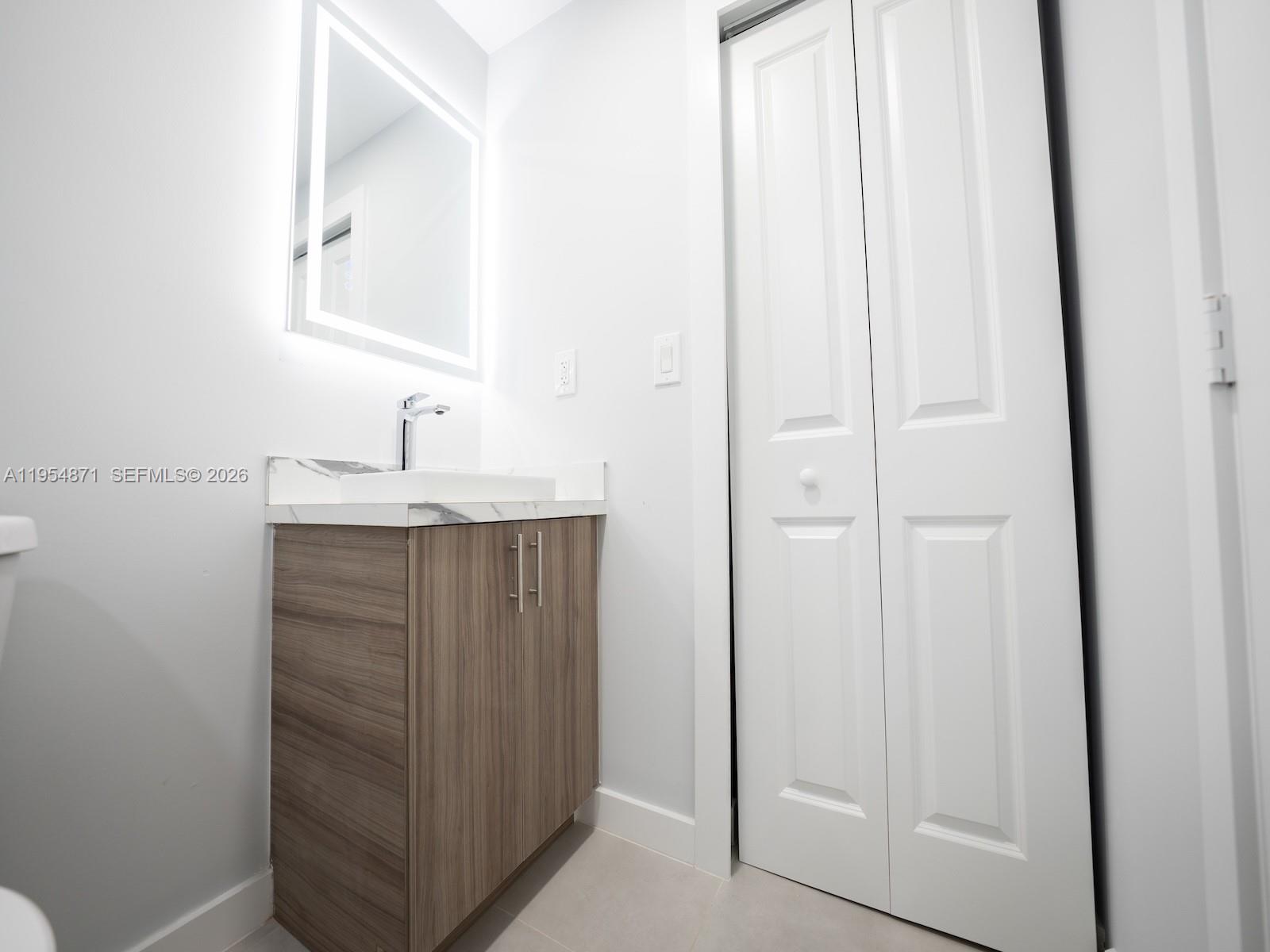 TWELFTH AVENUE HEIGHTS - Residential Income