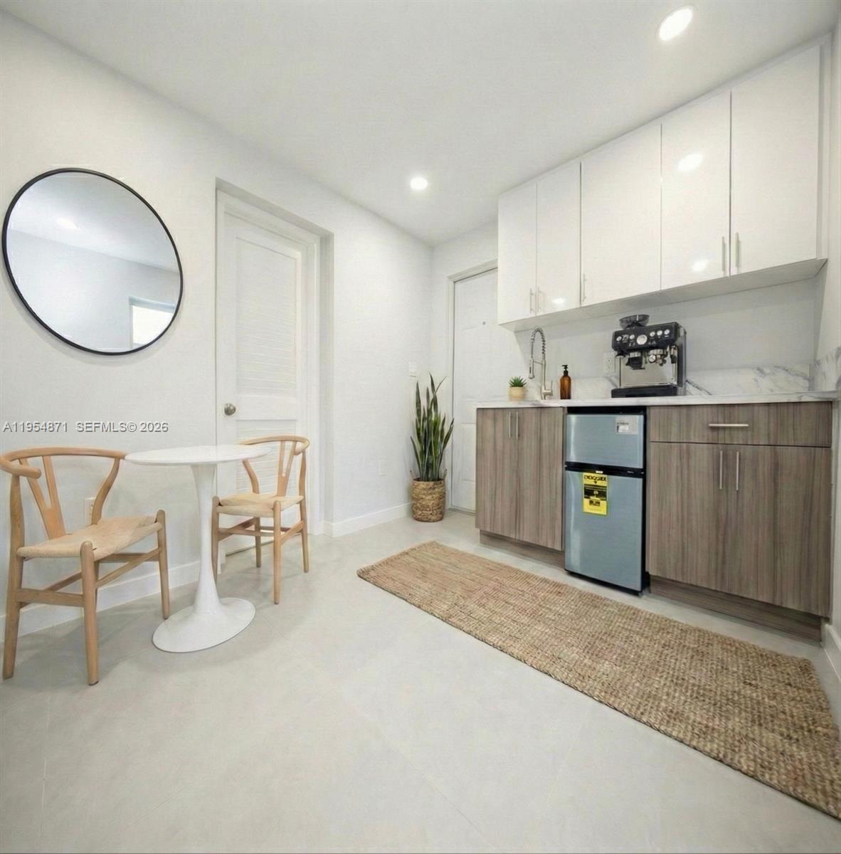 TWELFTH AVENUE HEIGHTS - Residential Income