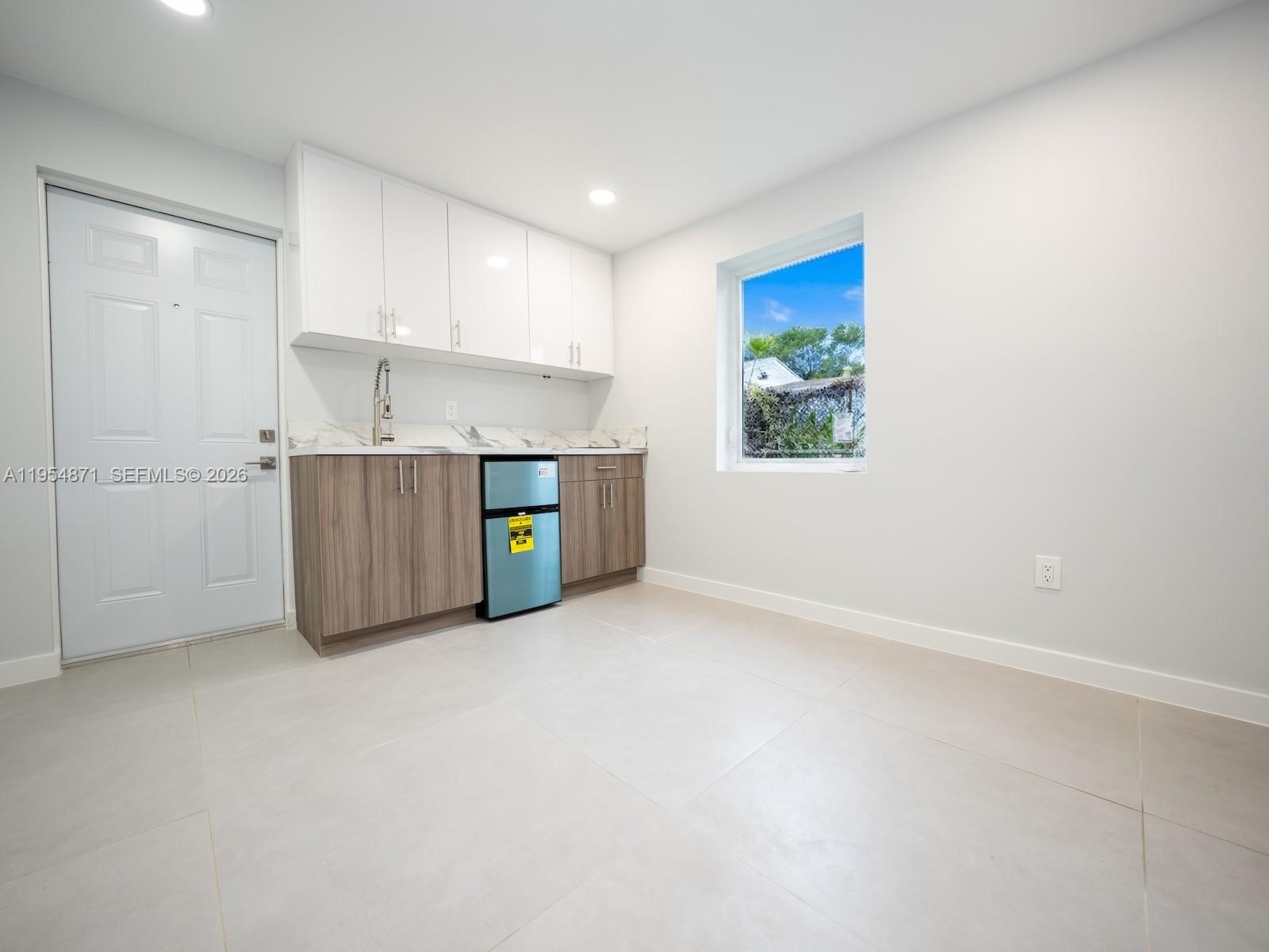 TWELFTH AVENUE HEIGHTS - Residential Income