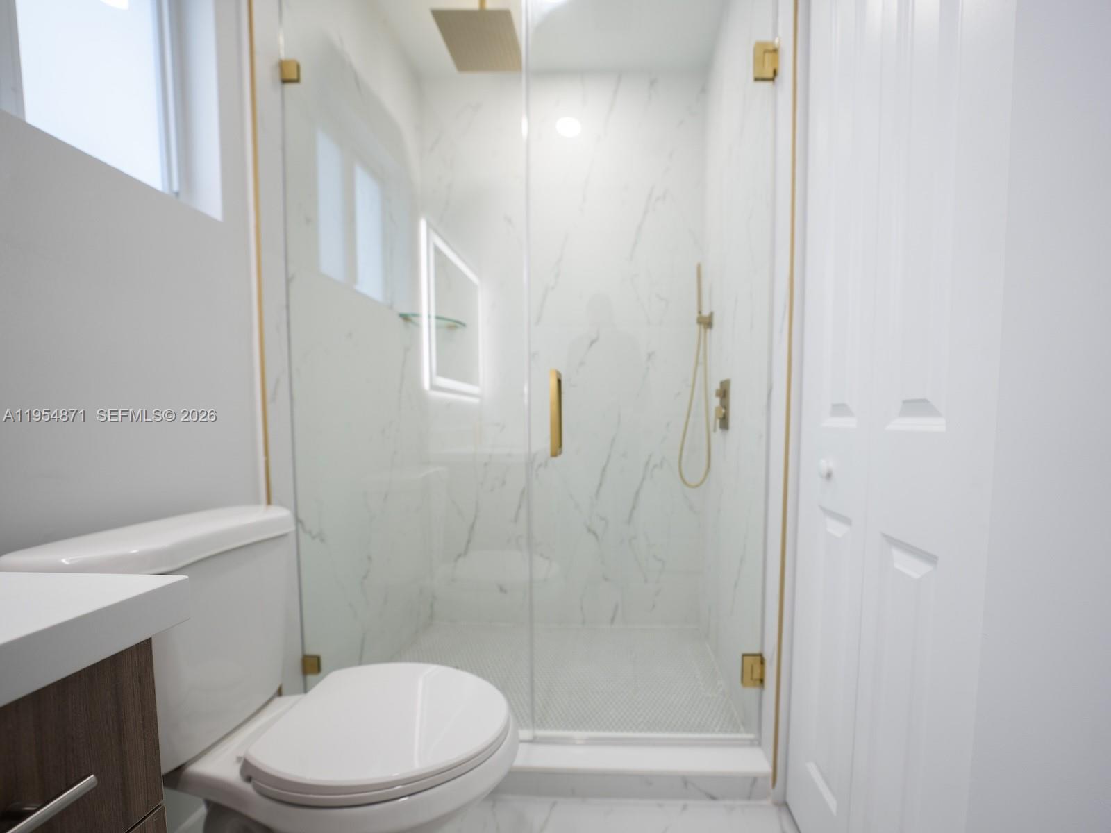 TWELFTH AVENUE HEIGHTS - Residential Income