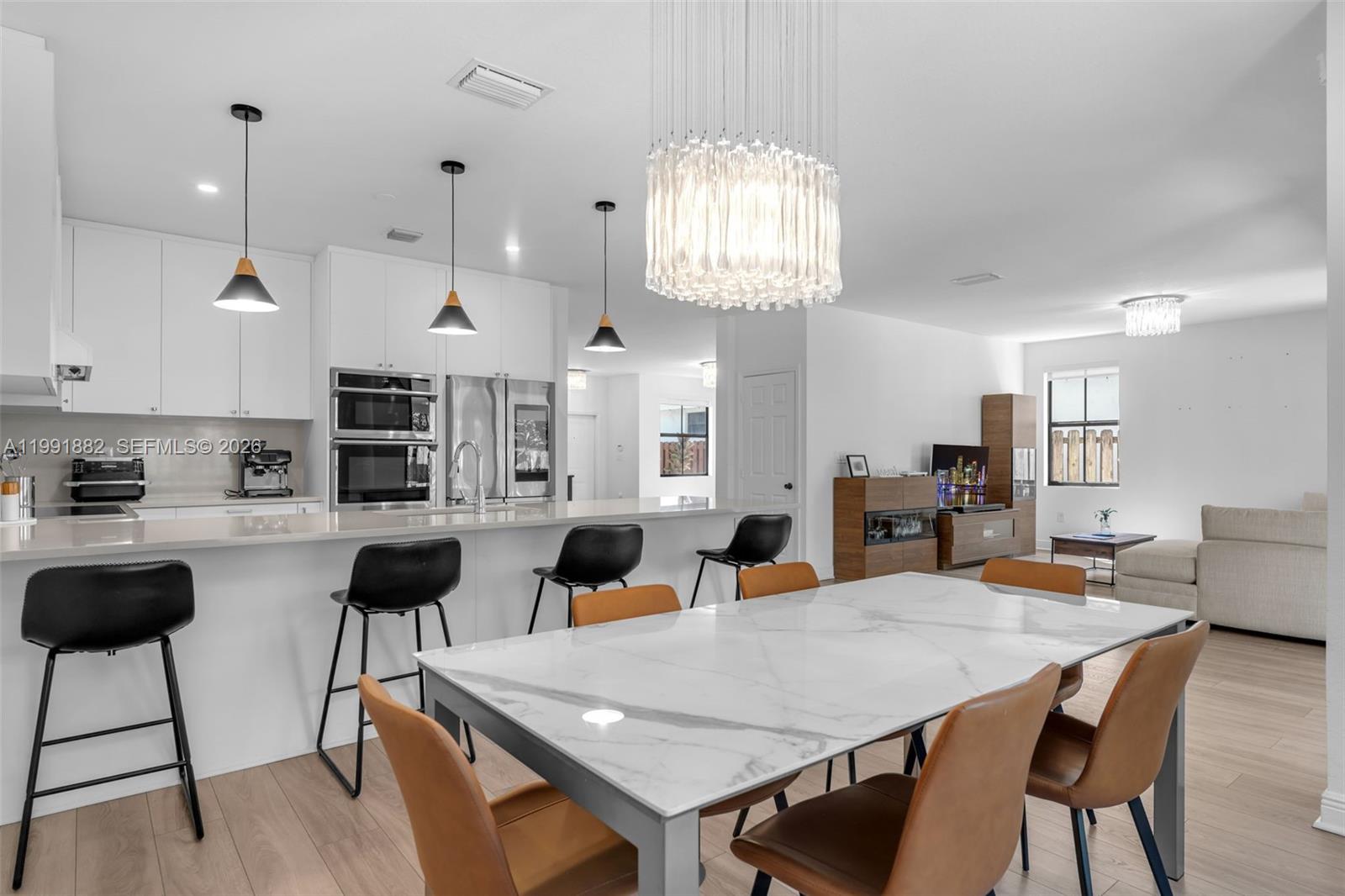 FONTAINEBLEAU WEST NORTH - Residential