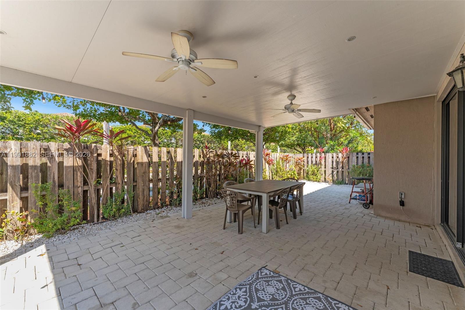 FONTAINEBLEAU WEST NORTH - Residential