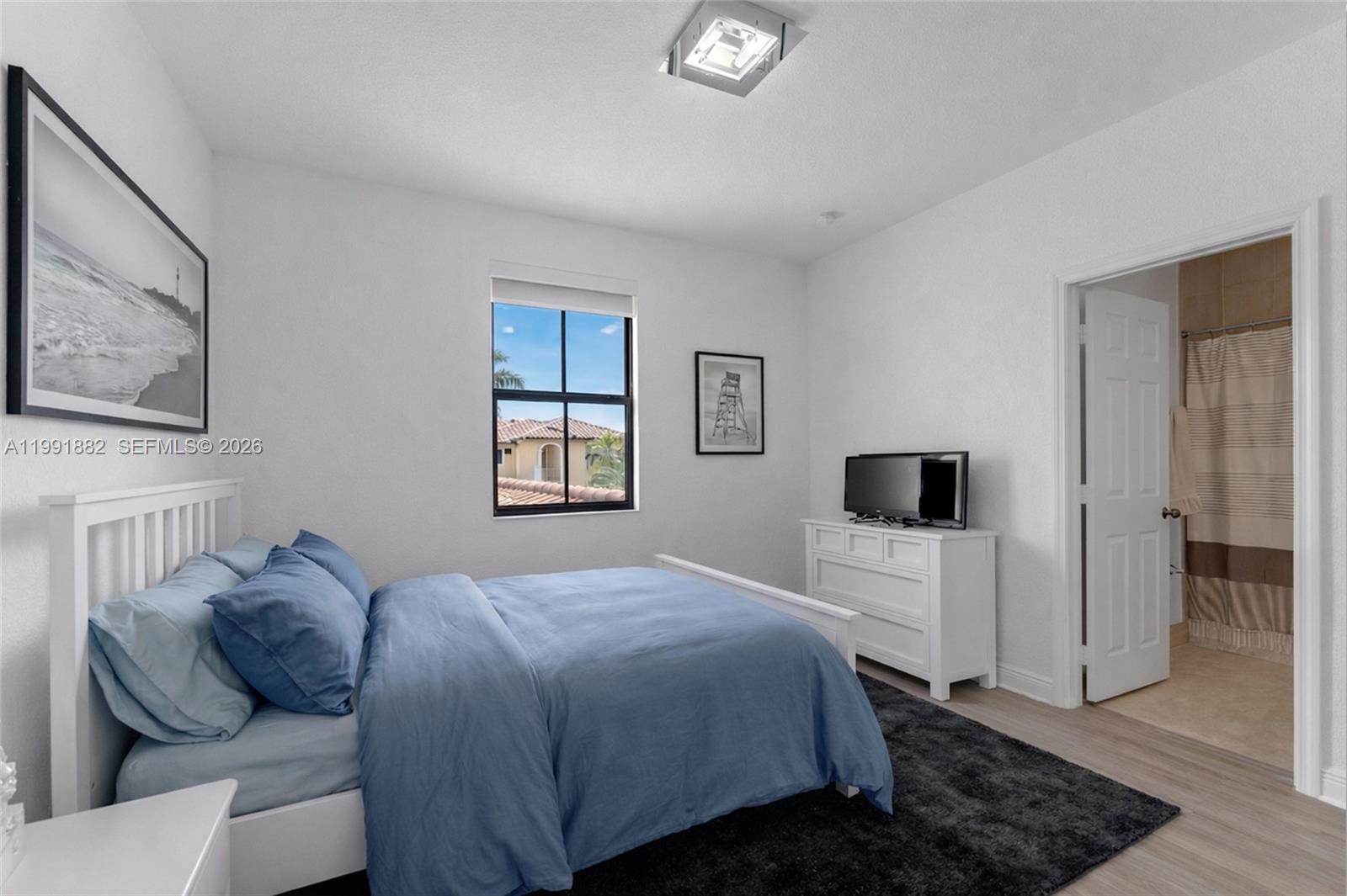 FONTAINEBLEAU WEST NORTH - Residential