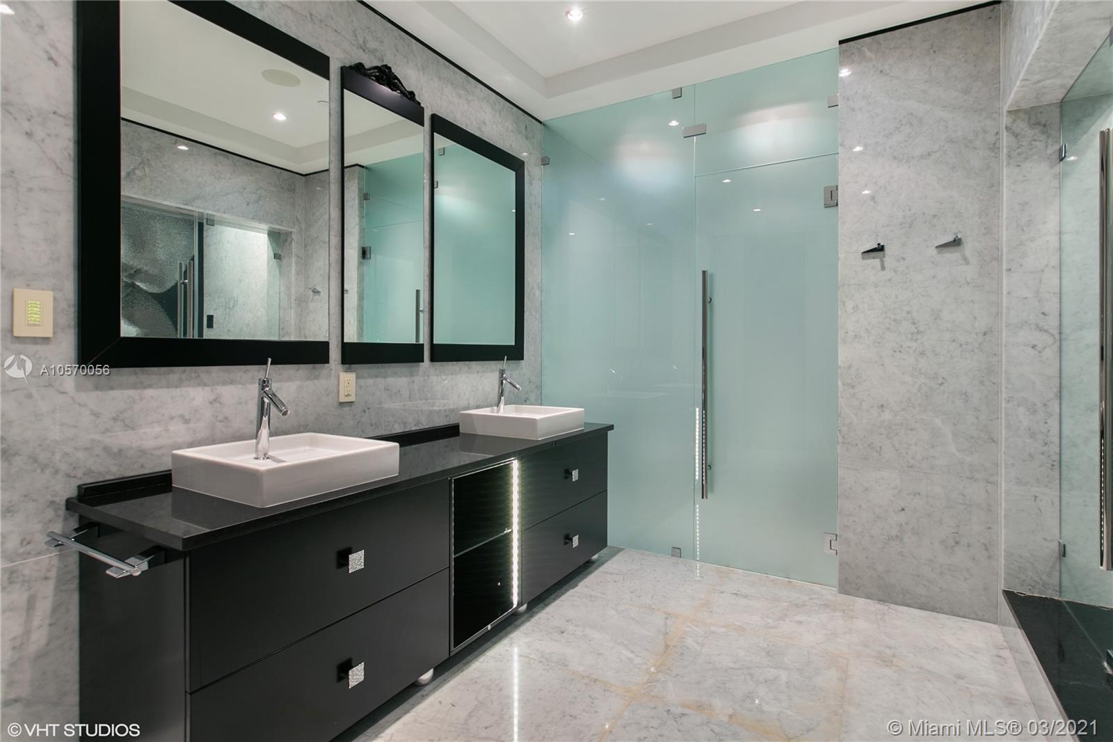 BAL HARBOUR CENTER CONDO - Residential