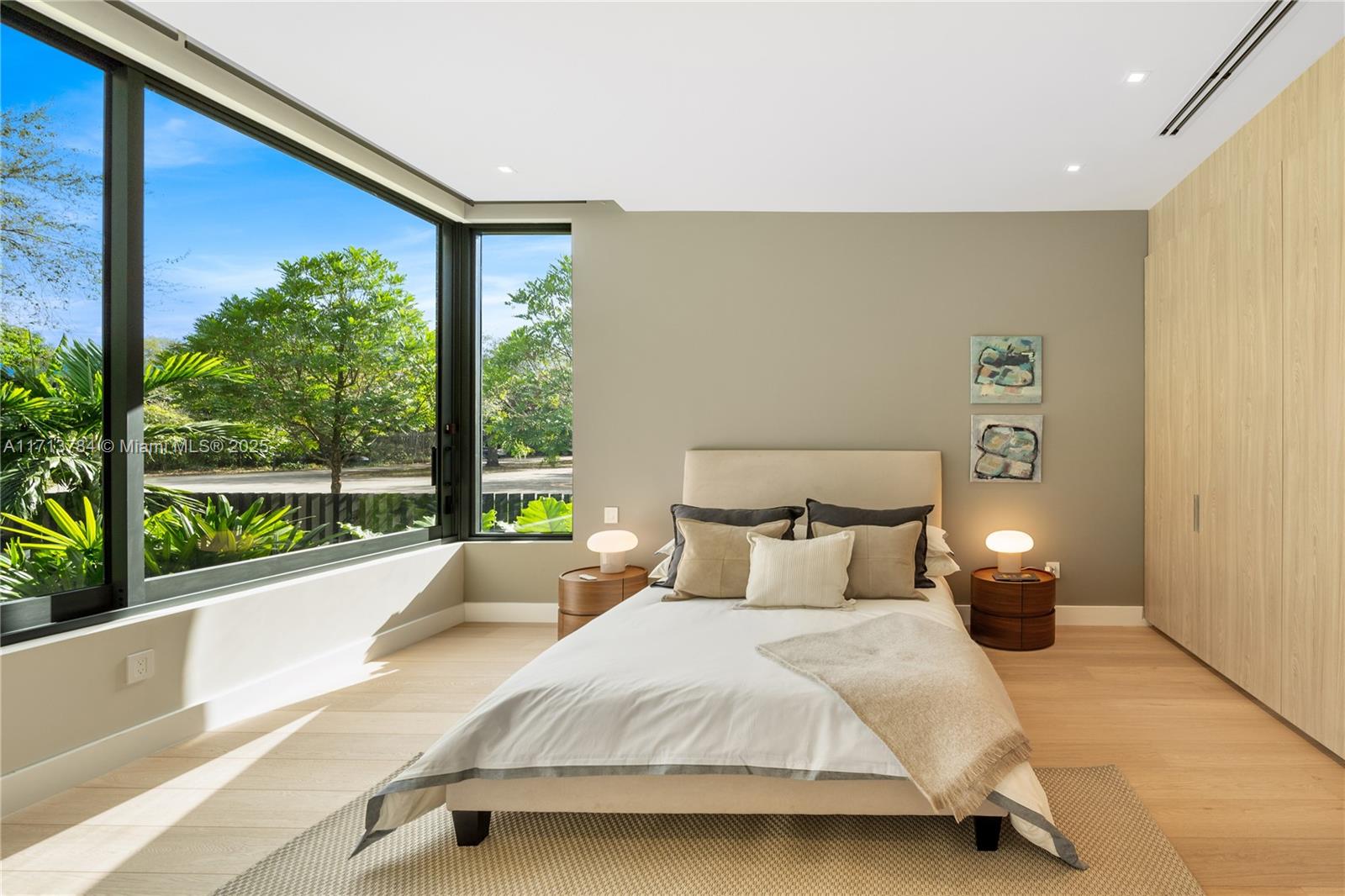 GRIFFING BISCAYNE PK ESTA - Residential