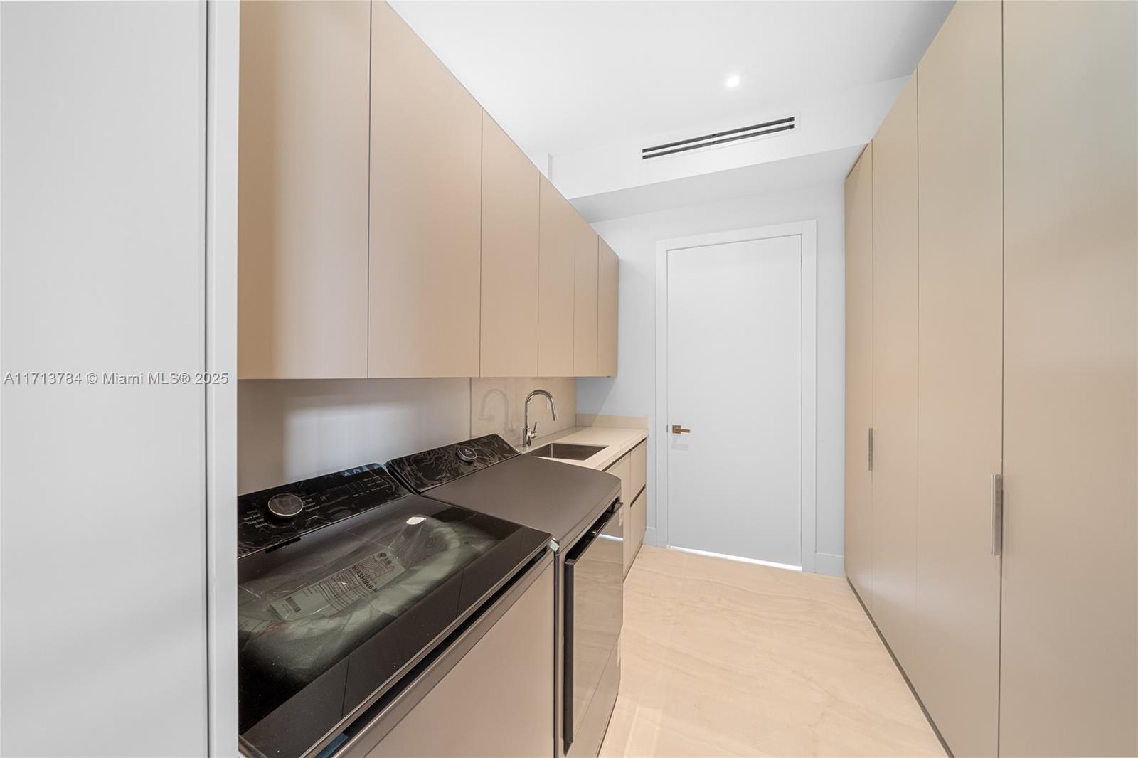 GRIFFING BISCAYNE PK ESTA - Residential