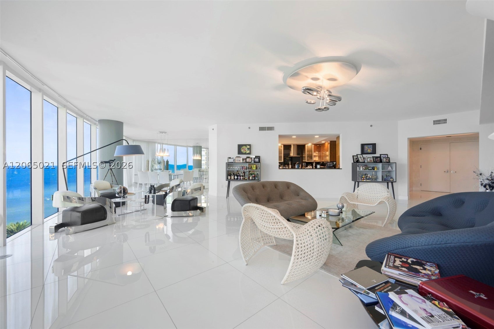 2711 S Ocean Dr 902