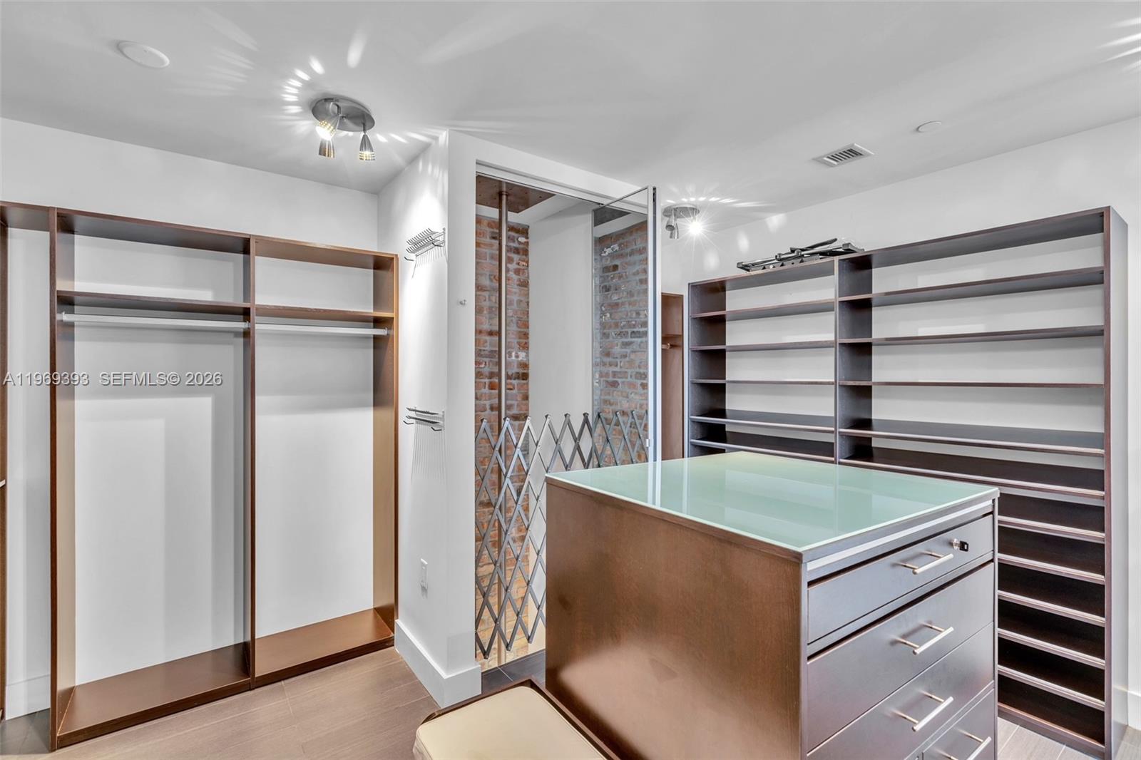 MARQUIS CONDO - Residential Lease