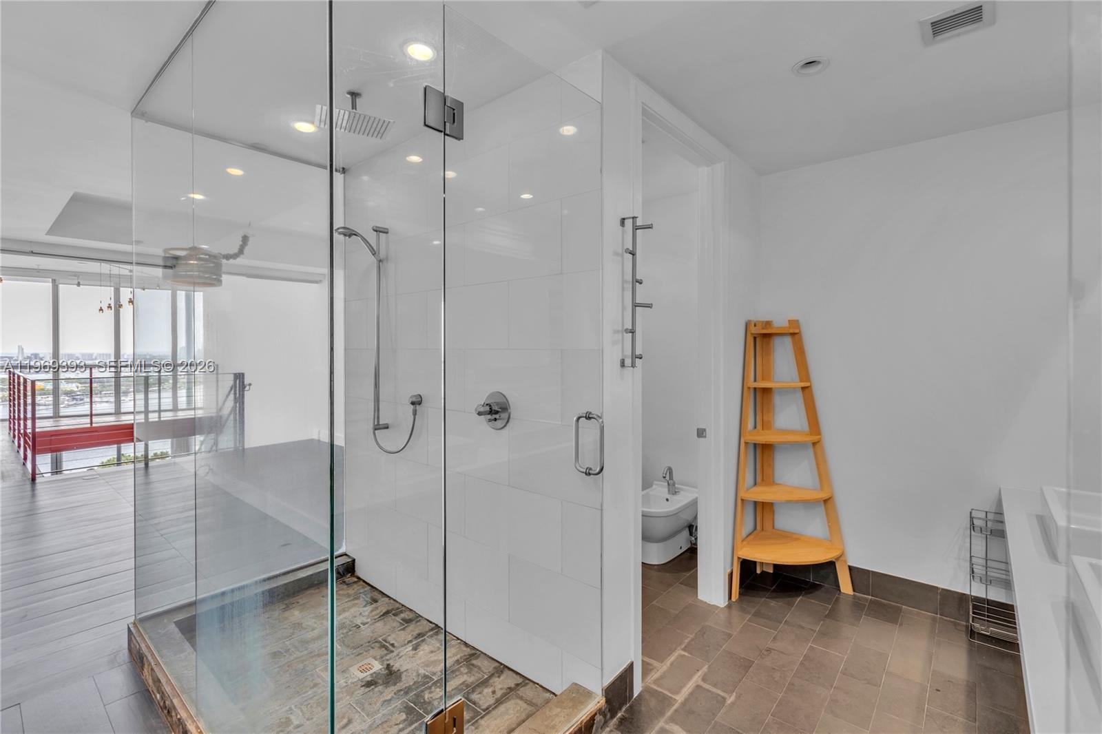 MARQUIS CONDO - Residential Lease