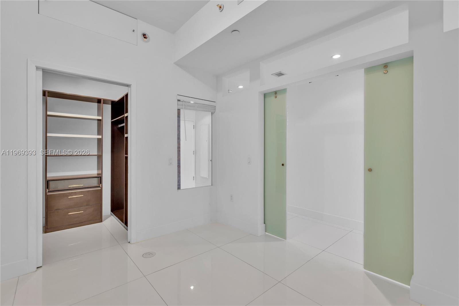 MARQUIS CONDO - Residential Lease